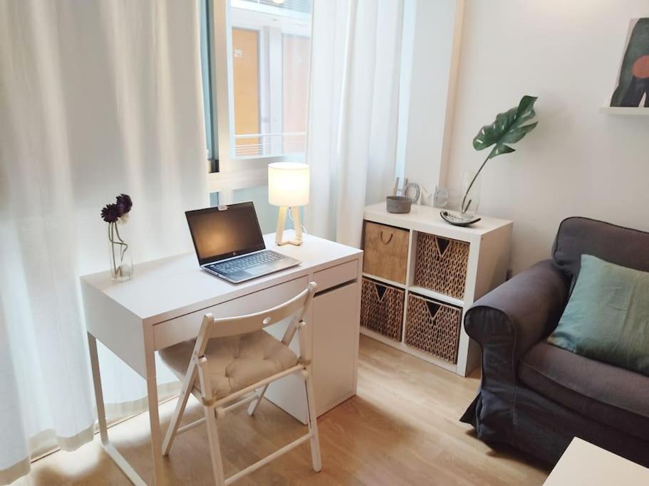 Apartamento Con Encanto Y Parking Trinidad 21 Málaga Exterior foto